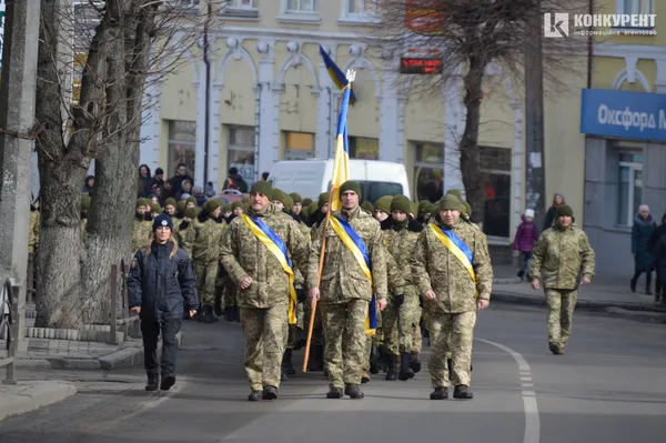 Луцьк сумує: місто вшановує пам’ять Героїв (фото, відео)