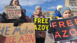 «22 страшних місяці невідомості»: у Ковелі відбулася акція на підтримку полонених азовців (фото)