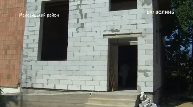 Музей одного експоната: на Волині будують приміщення для човна-довбанки (відео)