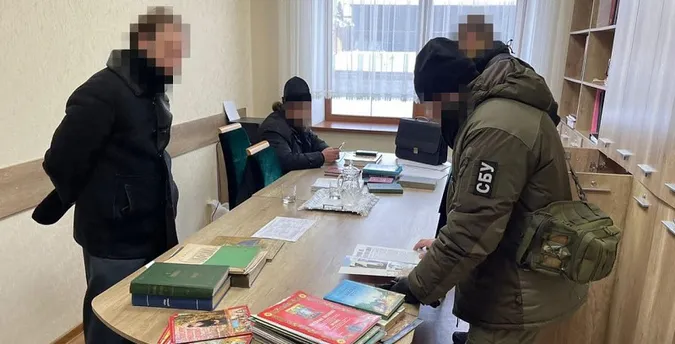 СБУ шукає «русский мир» у Зимненському монастирі (фото)