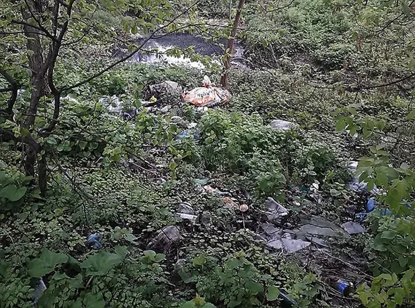 Цукровий завод на Волині «скидає» відходи в річку