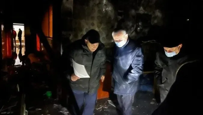 Загинули троє людей: у реанімації на Прикарпатті стався вибух (фото)