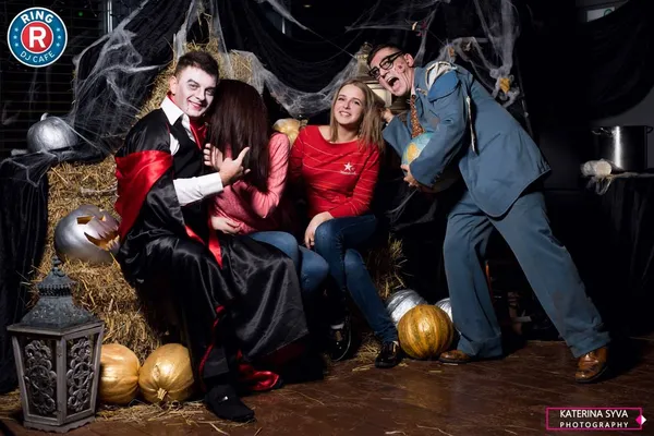 Святкуй Halloween з Ring Dj Cafe у Луцьку* (фото)