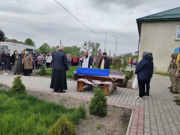 На Волині попрощалися із захисником Костянтином Чайковським (фото)