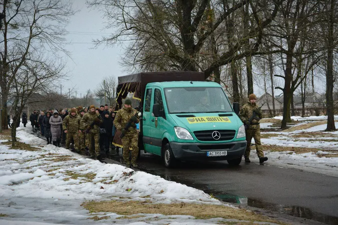 На Волині попрощалися з Героєм Валерієм Михалевичем (фото)