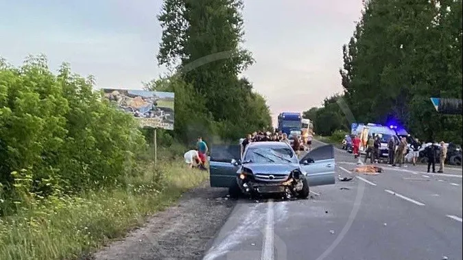 Поліцейському, який на блокпосту в Нововолинську збив людей, дали шість років тюрми
