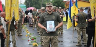На Волині віддали останню шану Захиснику України Павлу Шамрилу (фото)