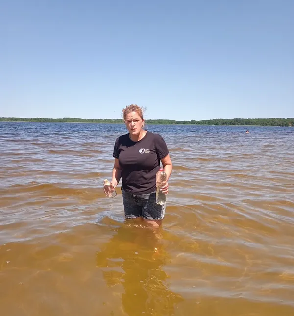 Фахівці обстежили пляжі: у Луцьку і Ковелі у воду краще не лізти (фото)