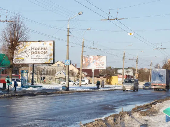 Тарифи на  рекламу у Луцьку: наповнення бюджету чи вбивство рекламного бізнесу? (НАЖИВО)