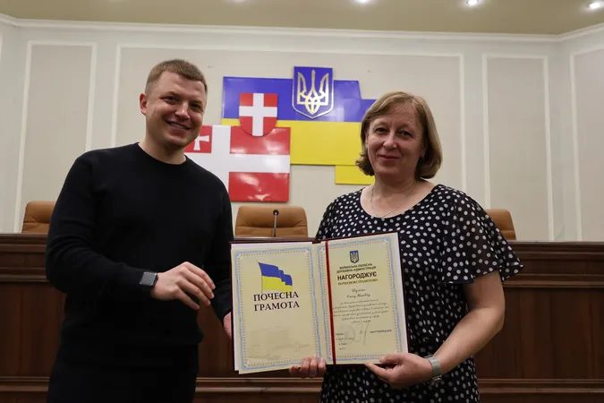 Гордість Волині: у Луцьку відзначили юних інтелектуалів та їхніх наставників (фото)