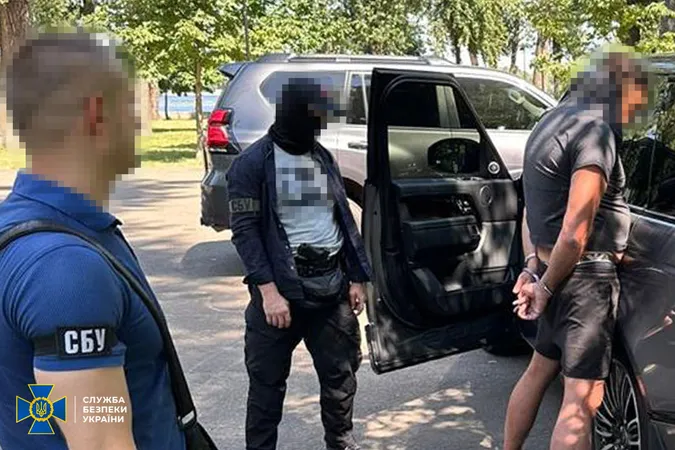 На хабарях затримали одного з головних податківців Києва (фото)