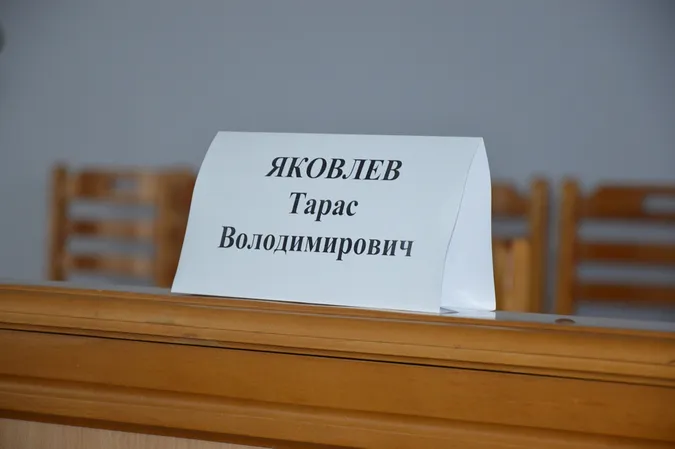 Як соромив та хвалив Савченко голову Луцької РДА Тараса Яковлева (репортаж)