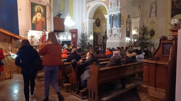 У луцькому костелі розпочалась різдвяна меса (фото, відео)