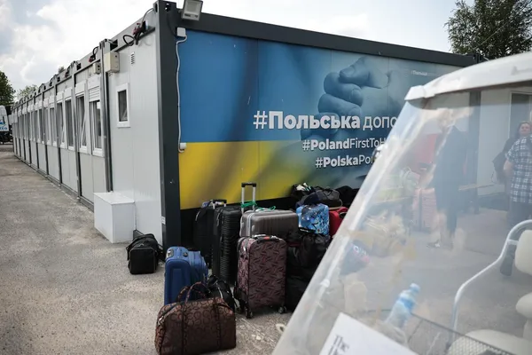 На Волині міжнародна делегація пройшла маршрут, яким українці повертаються з окупації (фото, відео)