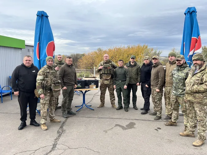 Дрони та квадроцикли: волинським поліцейським-добровольцям передали необхідну техніку (фото)