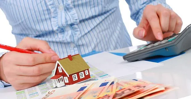 За скільки продали луцьку квартиру із боргами за комунальні послуги