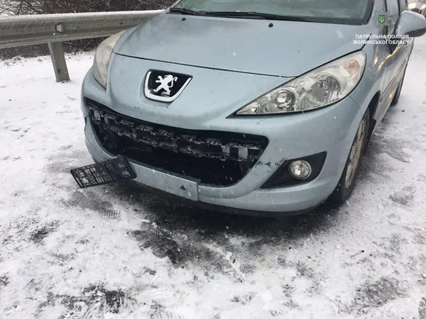 16 аварій за добу - у Луцьку новий жахливий рекорд (фото)
