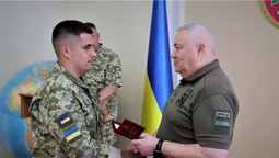 З пораненням продовжив бій: волинський прикордонник отримав орден від Зеленського
