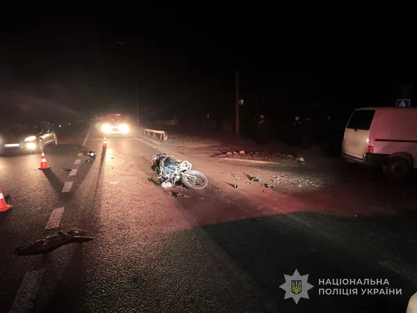 На Волині ввечері збили юнака на мотоциклі – він у лікарні