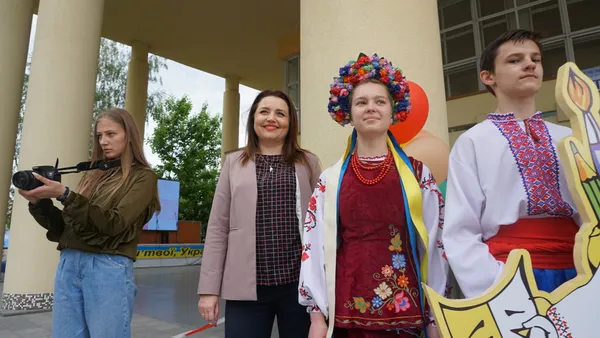 Марш, концерт та багато танців: у Луцьку відсвяткували День захисту дітей (фото)