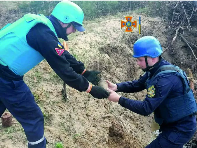 Снаряд і міни: на Волині сапери знешкодили боєприпаси часів минулої війни (фото)