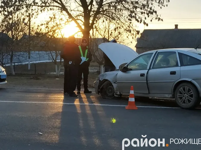 У Кременці сталася ДТП за участі «євроблях» (фото)