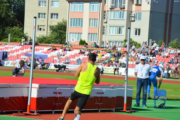 Та стрибки у висоту