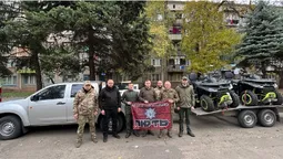 Дрони та квадроцикли: волинським поліцейським-добровольцям передали необхідну техніку (фото)