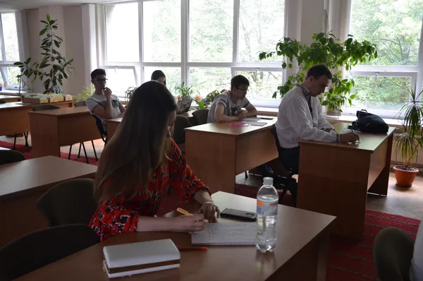 Чемпіонат дебатів у Луцьку: визначили кращих (фото)