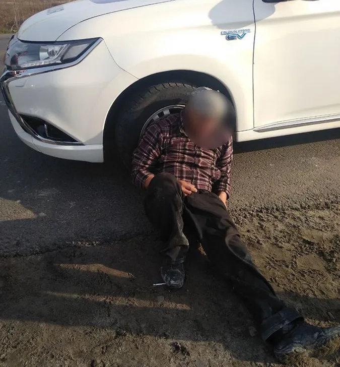 П'яний водій, який падав та давав хабаря луцьким патрульним, заплатить штраф