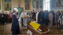 На Волині віддали останню шану воїну Петру Якимчуку (фото)