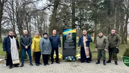 Волинські лісівники відкрили стелу в пам'ять про полеглого Героя та колегу (фото)