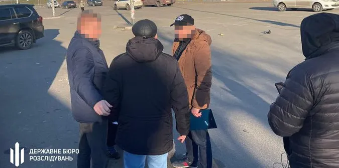У Києві ДБР затримало депутата від партії «За майбутнє» (фото)