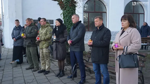 У Луцьку вшанували пам'ять жертв Голодомору (фото, відео)