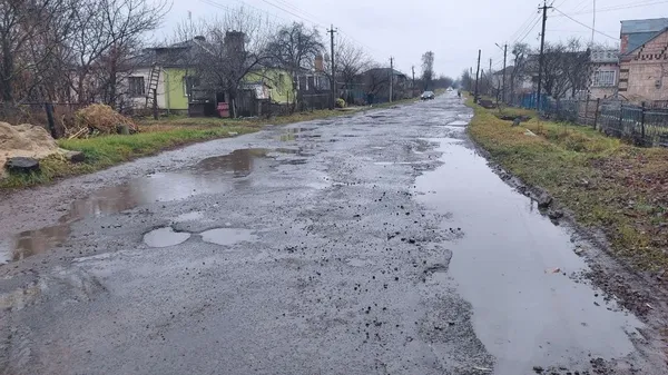 На Волині просять відремонтувати шість кілометрів дороги в напрямку Львова (відео)