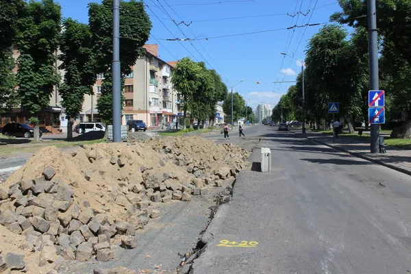 Відкриють у вересні: що коїться на перекритому проспекті Волі у Луцьку (фото)