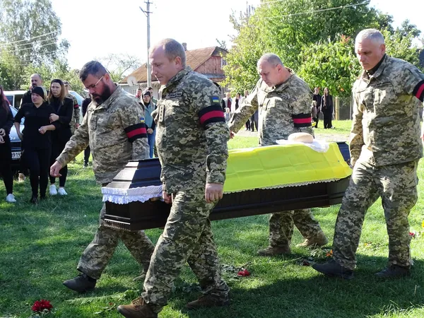 Останній бій прийняв на Сумщині: у Турійській громаді попрощалися з Ігорем Бебесом (фото)