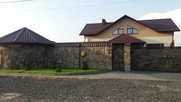 Весняна покупка: особняки в Луцьку вартістю майже півмільйона доларів (фото)