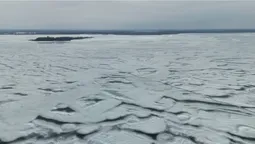 Під кригою Шацьких озер назріває небезпека: у чому причина (фото)