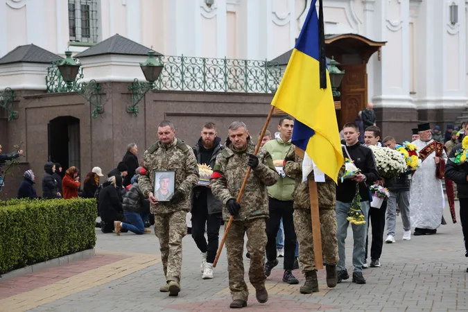 У Луцьку попрощалися з 23-річним воїном Степаном Осипчуком
