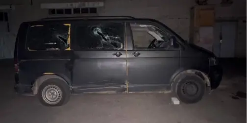 У Луцьку 30 людей розтрощили авто ТЦК та побили двох військових (фото)
