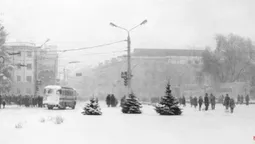 Показали головну ялинку Луцька в 1979 році (фото)