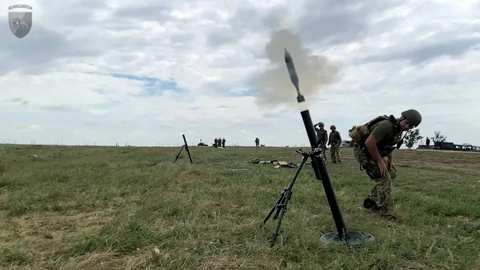 Ворог зосереджує сили на чотирьох напрямках, але успіхи не має, – Генштаб