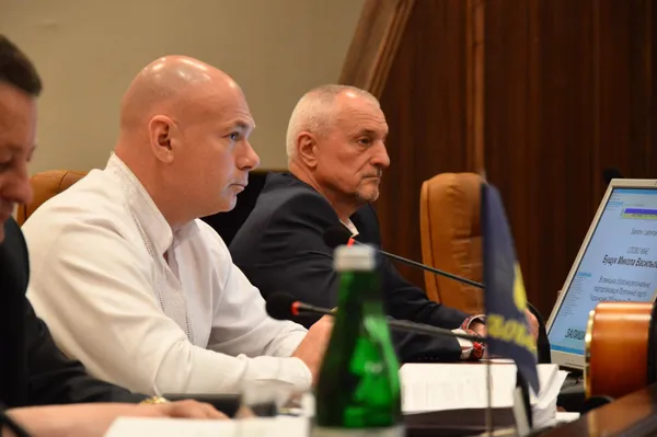 Як депутати Волиньради в «добру путь» Савченка проводжали (репортаж)