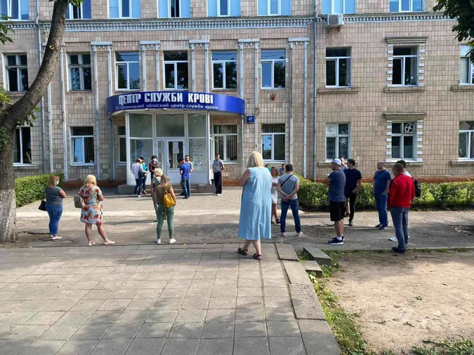 У Луцьку утворюються черги з охочих здати кров