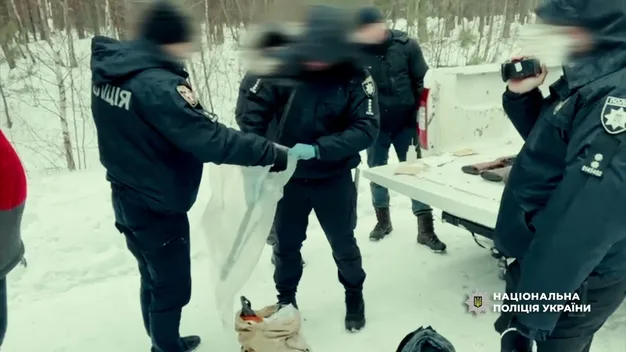 На Волині спіймали браконьєрів зі зброєю та рештками тварини (фото, відео)