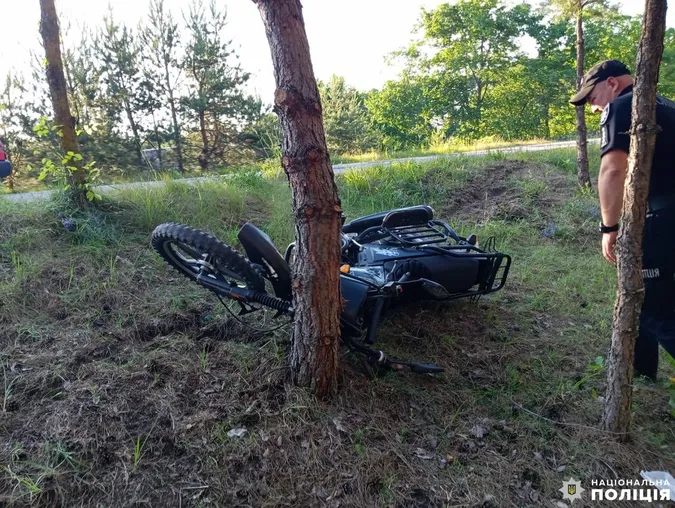 На Рівненщині розбився 18-річний мотоцикліст з Волині (фото)