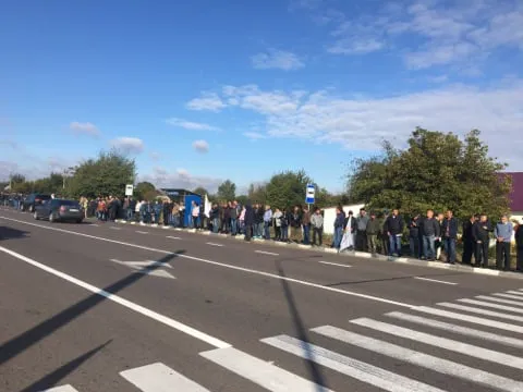На трасі Луцьк-Львів – мітинг проти ринку землі (фото)