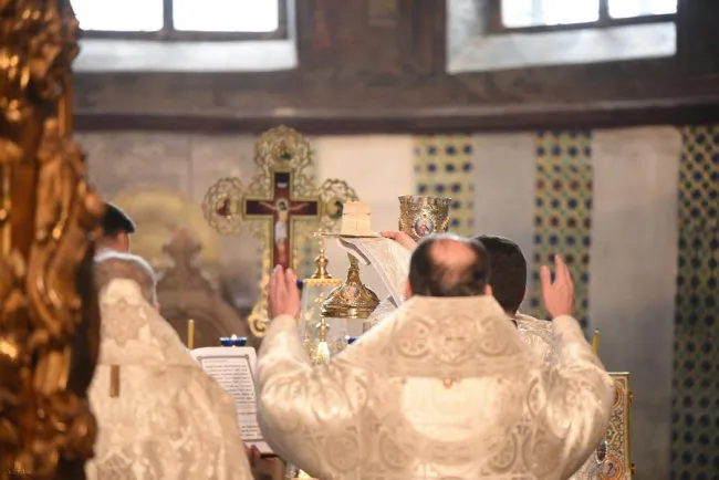 Волинський священик показав як відбувалося богослужіння у Софії Київській (фото)
