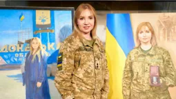 Фельдшерка-захисниця з Луцька стала героїнею картини, яку побачать в Нью-Йорку та Парижі (фото)